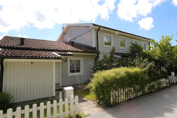 2 rum och kök, Tullinge — 7 716 kr/mån